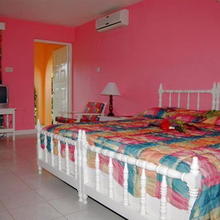Our Past Time Hotel Negril Rom bilde